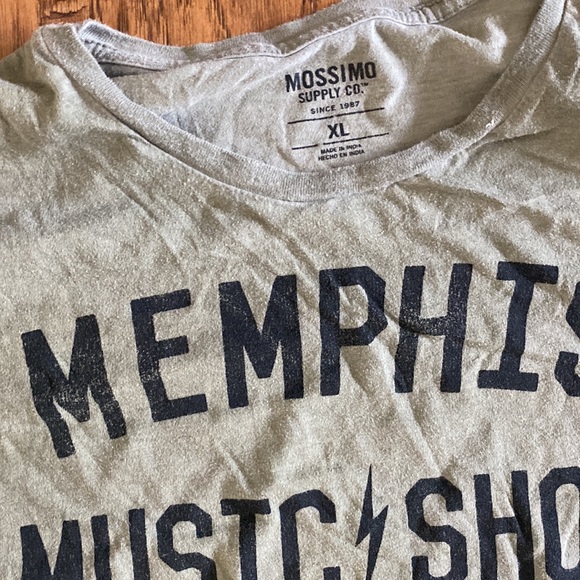 Vintage Look Mens TShirt - Picture 2 of 2